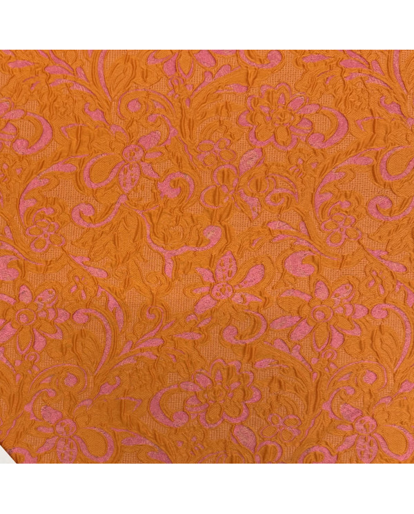 Jacquard cu flori reliefate portocalii și inserții lurex roz
