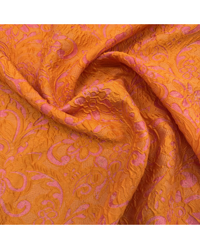 Jacquard cu flori reliefate portocalii și inserții lurex roz