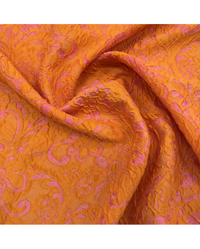 Jacquard cu flori reliefate portocalii și inserții lurex roz