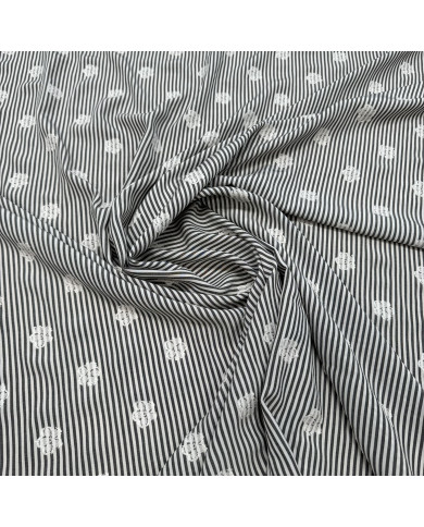 Poplin cu floricele brodate