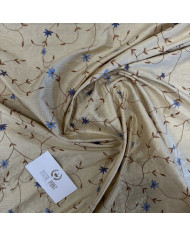 Shantung de mătase “Jude”  beige cu flori brodate