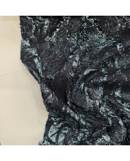 Jacquard metalic gofrat din mătase si lurex